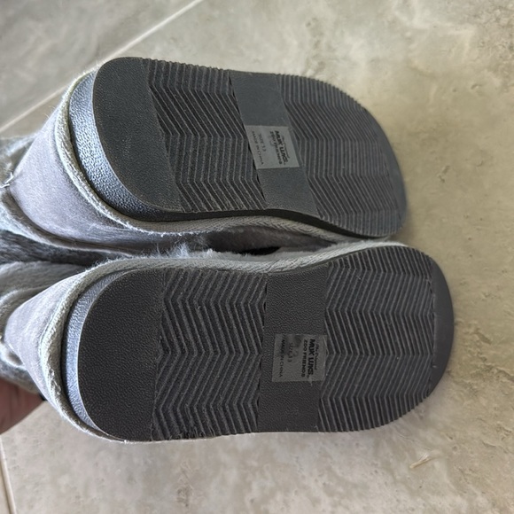 Muk Luks Raccoon Zoo Friends Boots - Picture 4 of 5